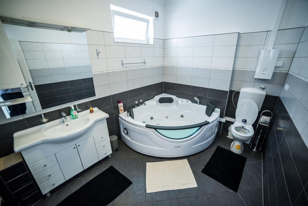 Suites Donna Bihać 외부 사진